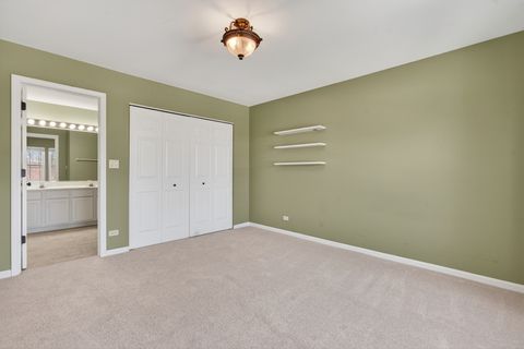 Tiny photo for 685 E Thornhill Lane, Palatine, IL 60074 (MLS # 12596693)
