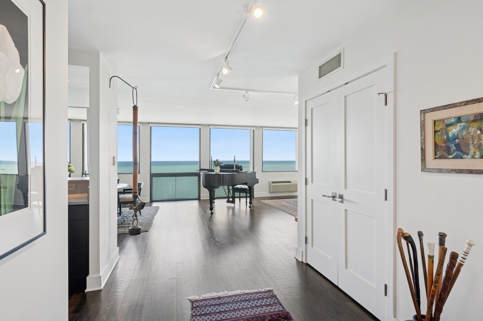 1240 N LAKE SHORE Drive 27B