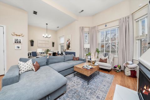 Tiny photo for 2839 N BURLING Street #3N, Chicago, IL 60657 (MLS # 12531508)