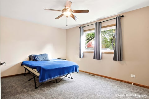 Tiny photo for 34679 N Hiawatha Trail, McHenry, IL 60051 (MLS # 12756897)