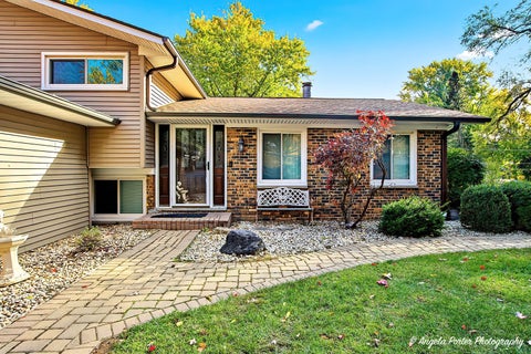 Tiny photo for 34679 N Hiawatha Trail, McHenry, IL 60051 (MLS # 12756897)
