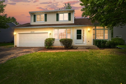 Photo of 18153 W Banbury Drive, Gurnee, IL 60031 (MLS # 12791154)