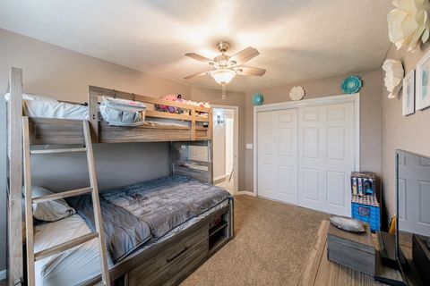 Tiny photo for 223 Huntington Court, Shorewood, IL 60404 (MLS # 12606574)