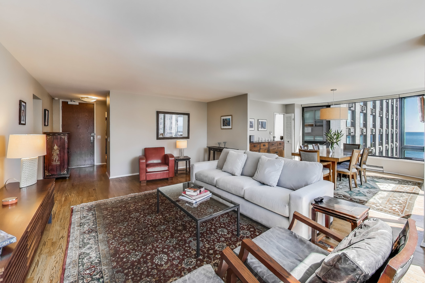 1555 N ASTOR Street 11SE