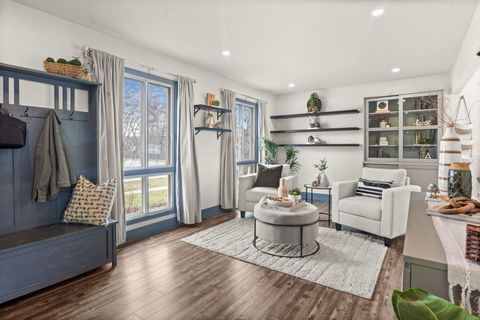 Tiny photo for 2S130 Waltham Court, Warrenville, IL 60555 (MLS # 12594686)