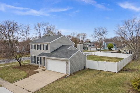 Tiny photo for 2S130 Waltham Court, Warrenville, IL 60555 (MLS # 12594686)