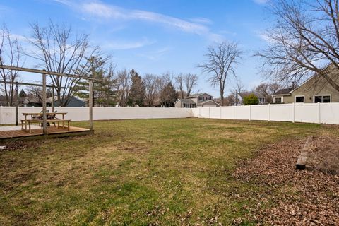 Tiny photo for 2S130 Waltham Court, Warrenville, IL 60555 (MLS # 12594686)