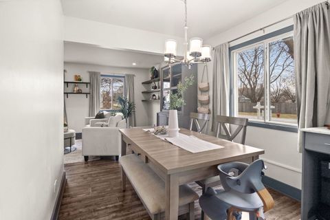 Tiny photo for 2S130 Waltham Court, Warrenville, IL 60555 (MLS # 12594686)