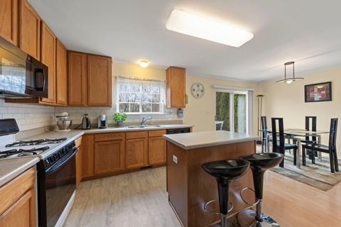 Tiny photo for 2924 Impressions Drive, Lake In The Hills, IL 60156 (MLS # 12591409)