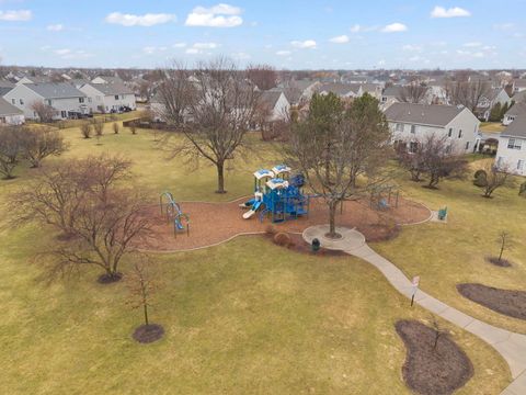 Tiny photo for 2924 Impressions Drive, Lake In The Hills, IL 60156 (MLS # 12591409)