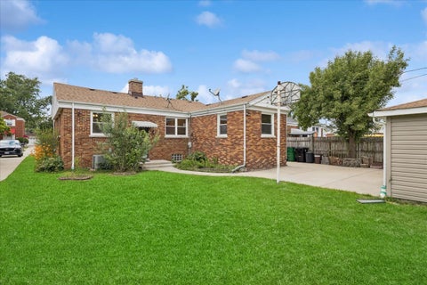 Tiny photo for 1307 Hull Avenue, Westchester, IL 60154 (MLS # 12704188)