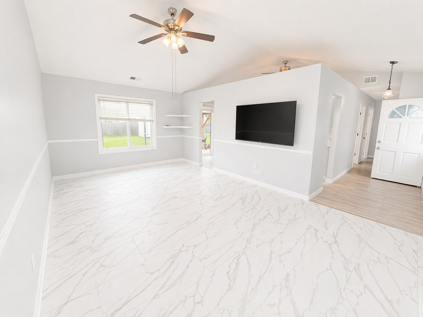 828 Huron Court