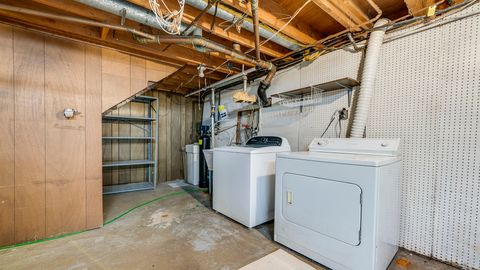 Tiny photo for 5653 Fox Court, South Beloit, IL 61080 (MLS # 12502277)