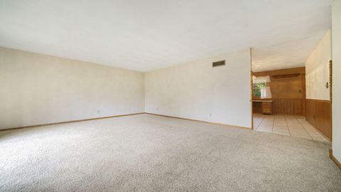Tiny photo for 5653 Fox Court, South Beloit, IL 61080 (MLS # 12502277)