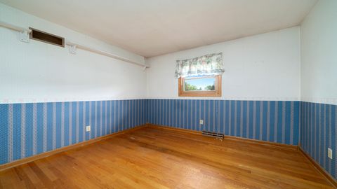 Tiny photo for 5653 Fox Court, South Beloit, IL 61080 (MLS # 12502277)