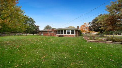 Tiny photo for 5653 Fox Court, South Beloit, IL 61080 (MLS # 12502277)