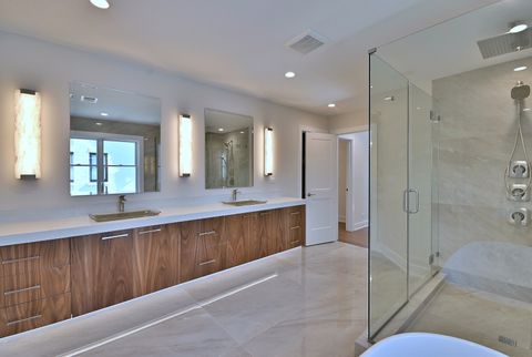 Tiny photo for 456 Elm Street, Elmhurst, IL 60126 (MLS # 12541217)