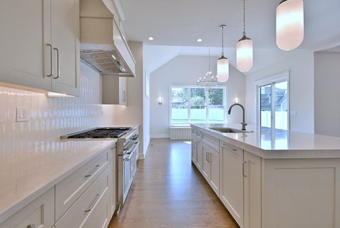 Tiny photo for 456 Elm Street, Elmhurst, IL 60126 (MLS # 12541217)