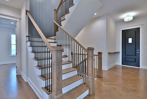 Tiny photo for 456 Elm Street, Elmhurst, IL 60126 (MLS # 12541217)