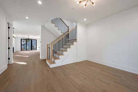 Tiny photo for 2422 Grant Street, Evanston, IL 60201 (MLS # 12469599)