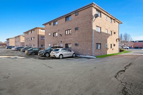 Tiny photo for 7242 W 86th Street #3A, Bridgeview, IL 60455 (MLS # 12573278)