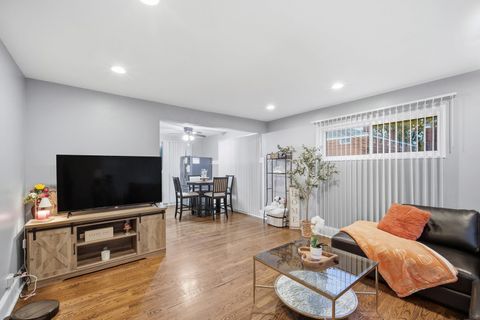 Tiny photo for 1205 S 17th Avenue #D, Maywood, IL 60153 (MLS # 12503774)