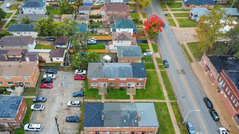 Tiny photo for 1205 S 17th Avenue #D, Maywood, IL 60153 (MLS # 12503774)