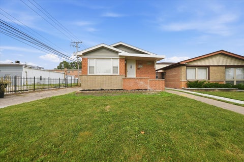 Photo of 8642 S Indiana Avenue, Chicago, IL 60619 (MLS # 12708100)