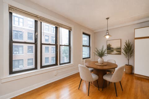 Tiny photo for 725 W Sheridan Road W #502, Chicago, IL 60613 (MLS # 12732738)
