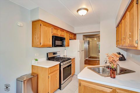 Tiny photo for 5150 Shadow Creek Drive #4, Oak Forest, IL 60452 (MLS # 12506341)