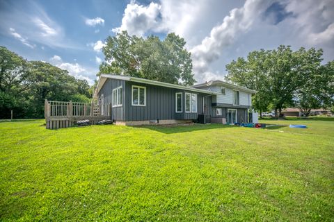 Tiny photo for 1516 E 18th Road, Streator, IL 61364 (MLS # 12455729)