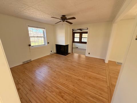 Tiny photo for 18404 Dixie Highway, Homewood, IL 60430 (MLS # 12601316)