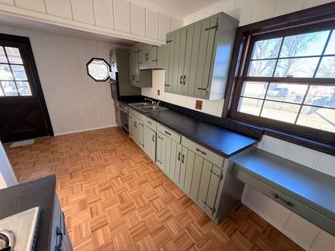 Tiny photo for 18404 Dixie Highway, Homewood, IL 60430 (MLS # 12601316)