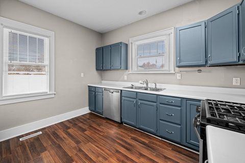 Tiny photo for 2326 N DIVISION Street, Davenport, IA 52804 (MLS # 12590521)