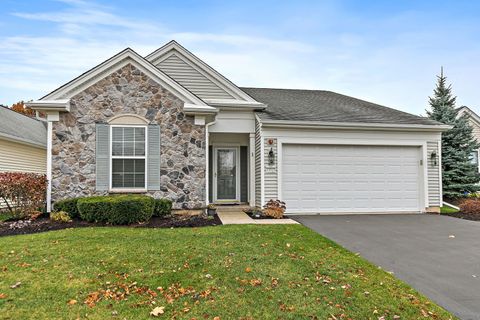 Photo of 13515 Ivy Drive, Huntley, IL 60142 (MLS # 12520211)