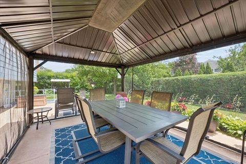 Tiny photo for 4017 Carousel Drive, Northbrook, IL 60062 (MLS # 12693446)