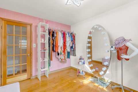 Tiny photo for 5425 Drury Lane, Oak Lawn, IL 60453 (MLS # 12664977)
