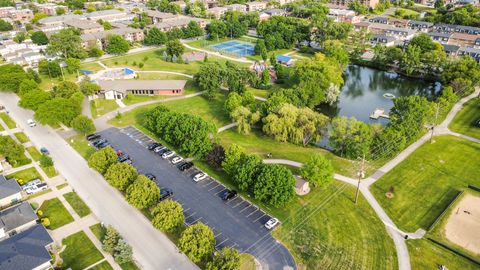 Tiny photo for 5425 Drury Lane, Oak Lawn, IL 60453 (MLS # 12664977)