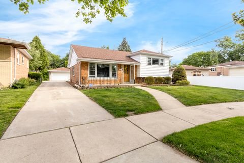 Photo of 5425 Drury Lane, Oak Lawn, IL 60453 (MLS # 12664977)