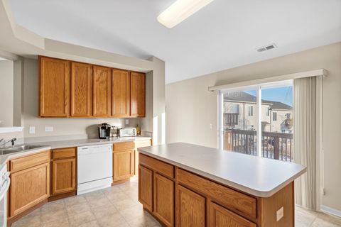 Tiny photo for 1633 Fredericksburg Lane #1633, Aurora, IL 60503 (MLS # 12559462)