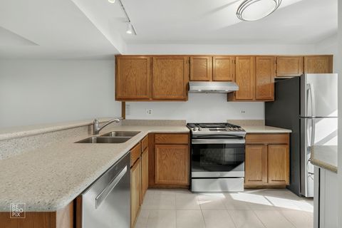 Tiny photo for 1884 Hastings Avenue, Downers Grove, IL 60516 (MLS # 12506065)