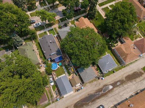 Tiny photo for 13118 S Buffalo Avenue, Chicago, IL 60633 (MLS # 12537901)