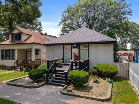 Tiny photo for 13118 S Buffalo Avenue, Chicago, IL 60633 (MLS # 12537901)