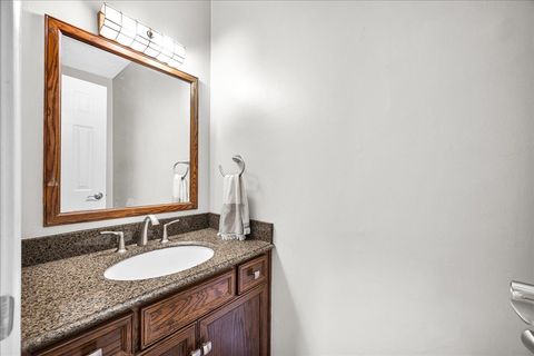 Tiny photo for 1705 Longden Avenue, Bloomington, IL 61701 (MLS # 12544983)