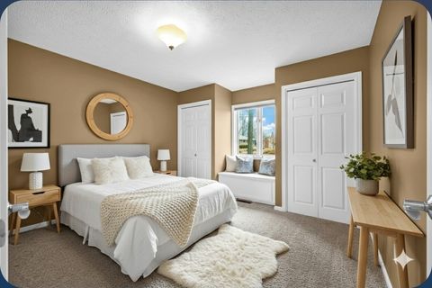 Tiny photo for 1705 Longden Avenue, Bloomington, IL 61701 (MLS # 12544983)