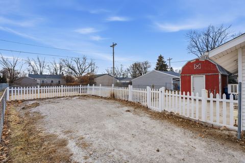 Tiny photo for 2515 W 69th Street, Davenport, IA 52806 (MLS # 12552981)