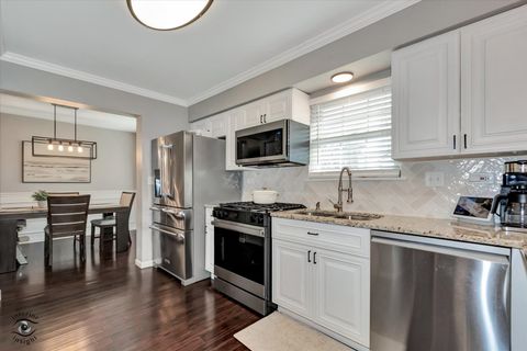 Tiny photo for 2891 BarHarbour Road, Aurora, IL 60504 (MLS # 12601132)