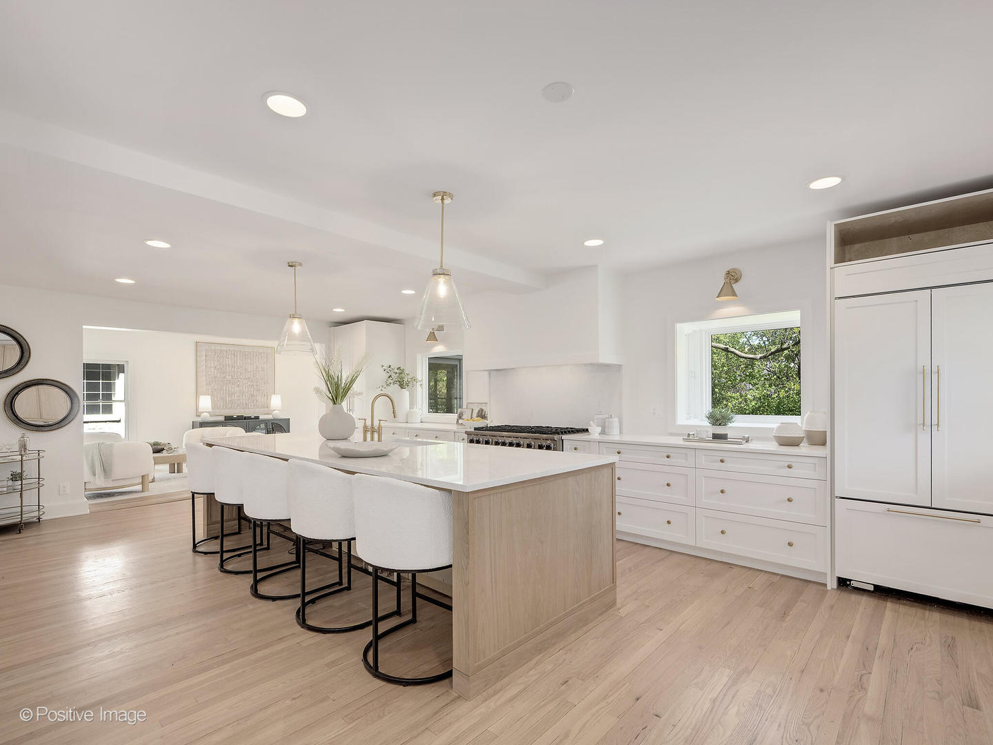117 W Hickory Street