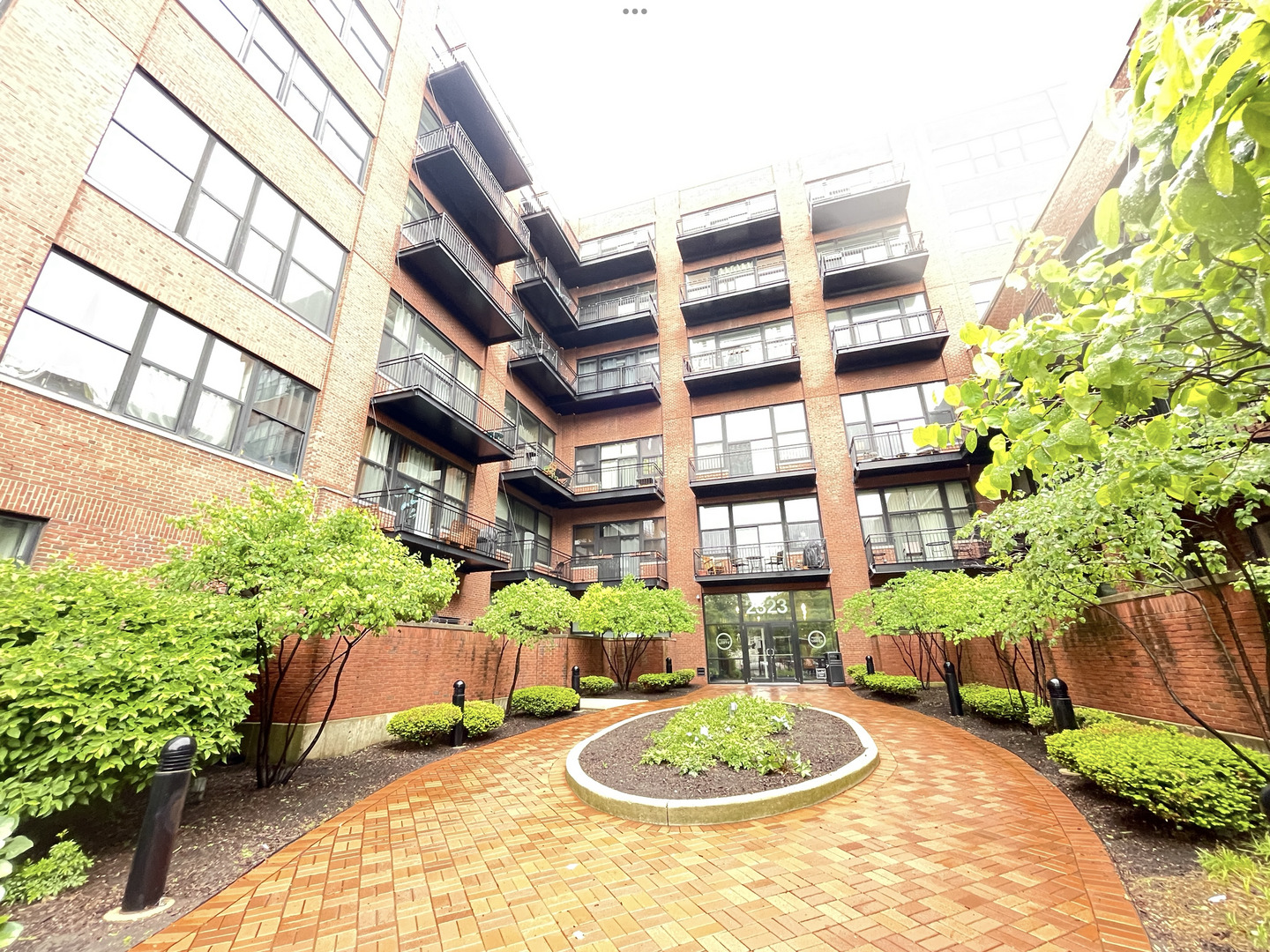 2323 W Pershing Road 421