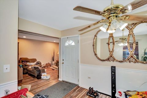Tiny photo for 5E Fernwood Drive, Bolingbrook, IL 60440 (MLS # 12398743)